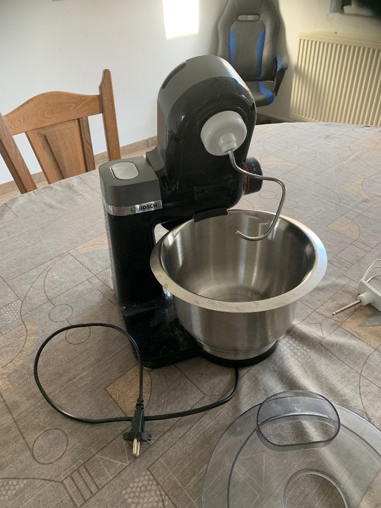 Bosch Serie 2 mum food processor 900 W 3.8 L zwart, Elektronische apparatuur, 2 tot 3 liter, Ophalen, Gebruikt, 3 snelheden of meer