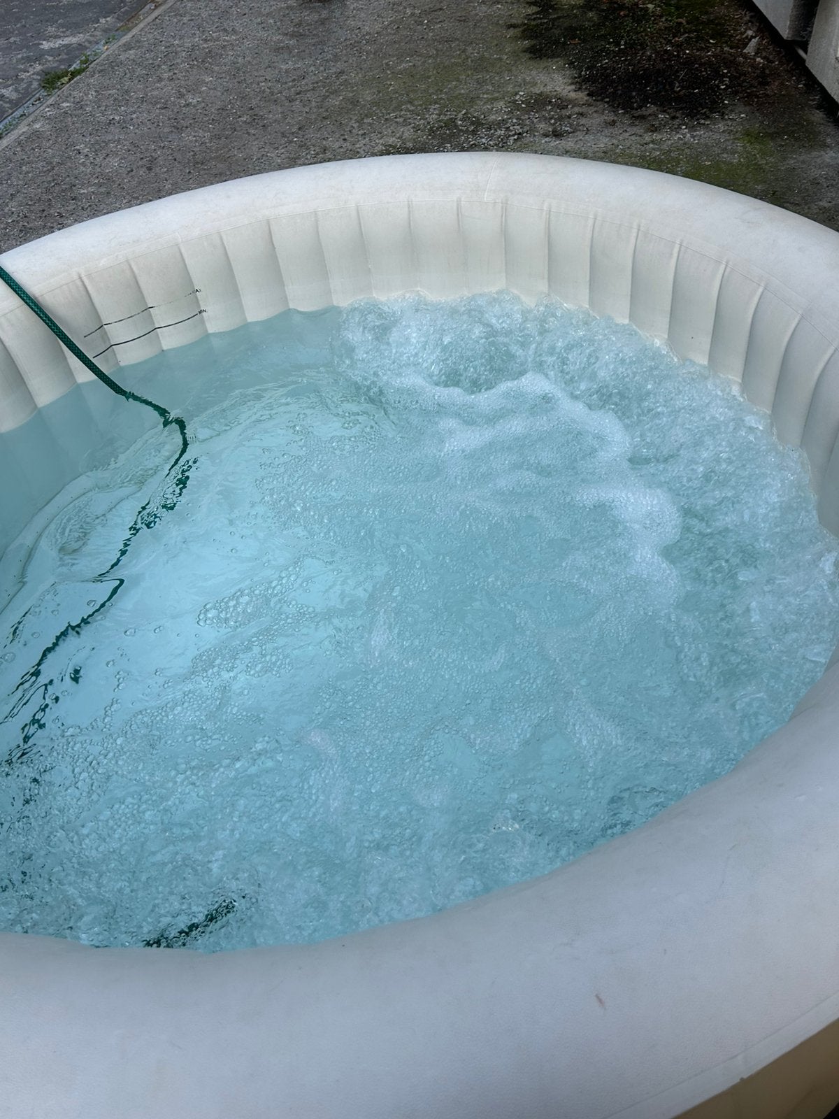 Jacuzzi, Jardin & Terrasse, Enlèvement, Comme neuf, Pompe, Gonflable