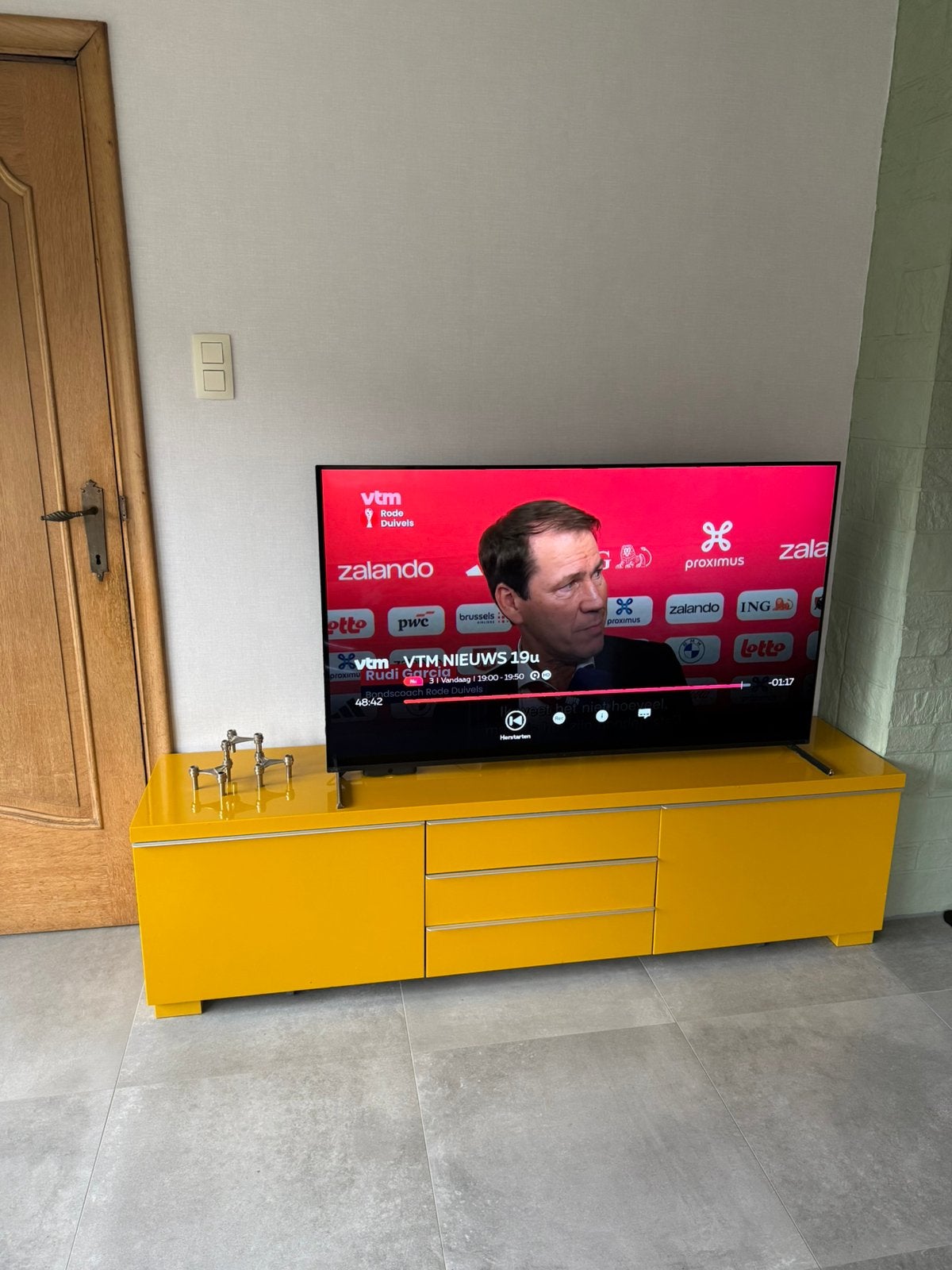 Ikea Besta tv meubel, Huis en Inrichting, Ophalen, Gebruikt