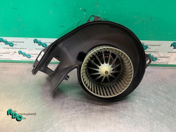 Moteur de ventilation chauffage d'un Opel Meriva (Meriva 03-, Autos : Pièces & Accessoires, -, Opel, 3 mois de garantie, Utilisé