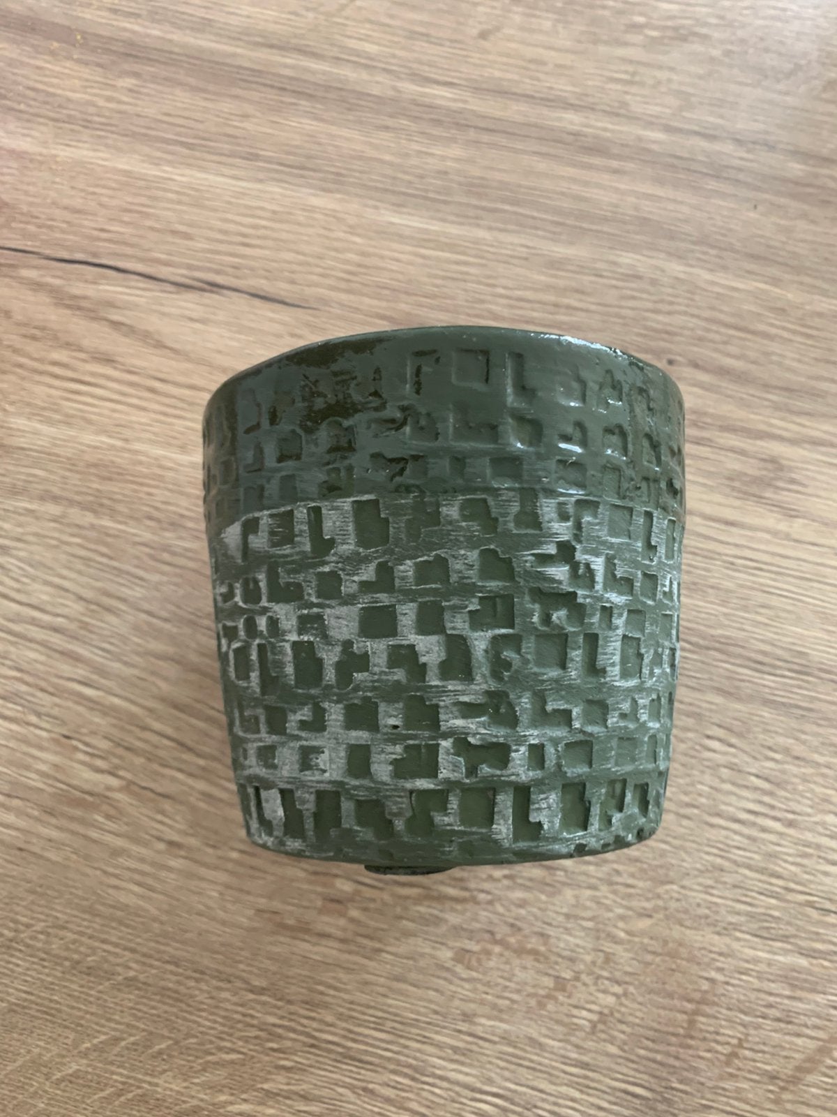 Stenen bloempotje groentinten, Tuin en Terras, Bloempotten, Gebruikt, Rond, Ophalen of Verzenden, Minder dan 40 cm