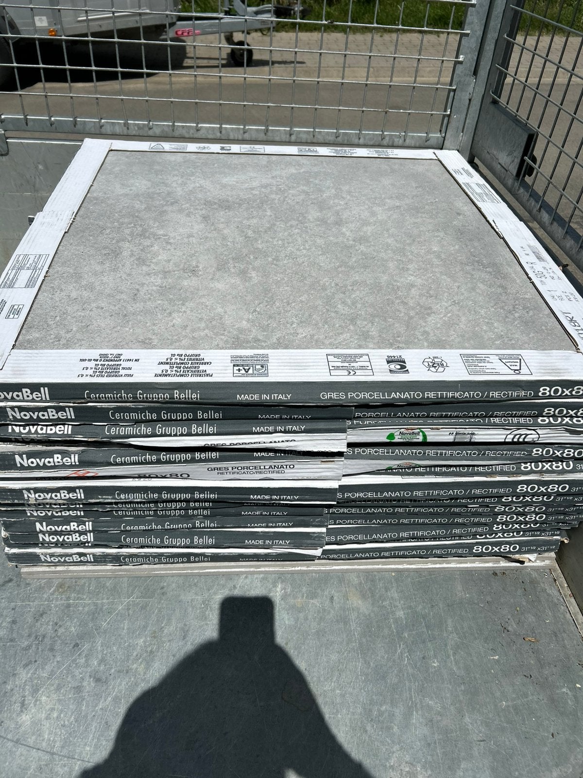 Carrelage gris 80x80cm grès pleine masse rectifié 19,2m2, Enlèvement, Comme neuf