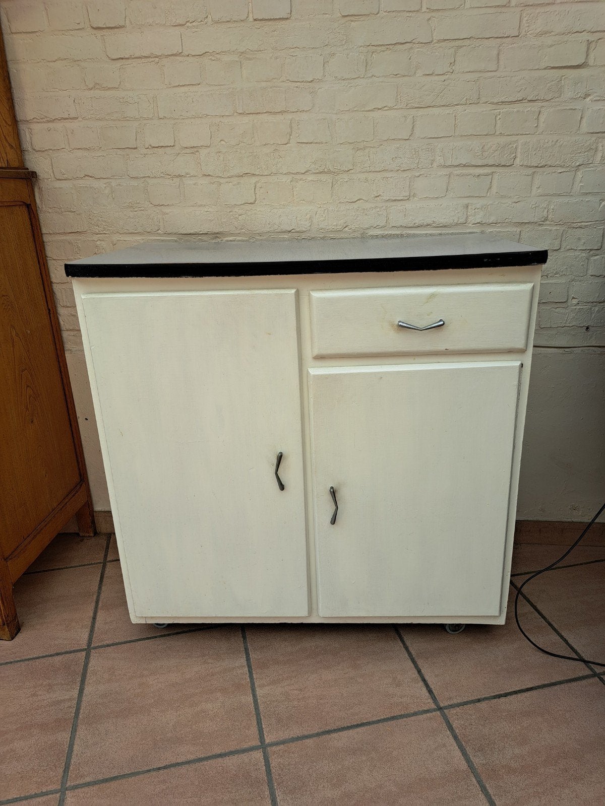 Armoire de cuisine ou rangement vintage, Enlèvement