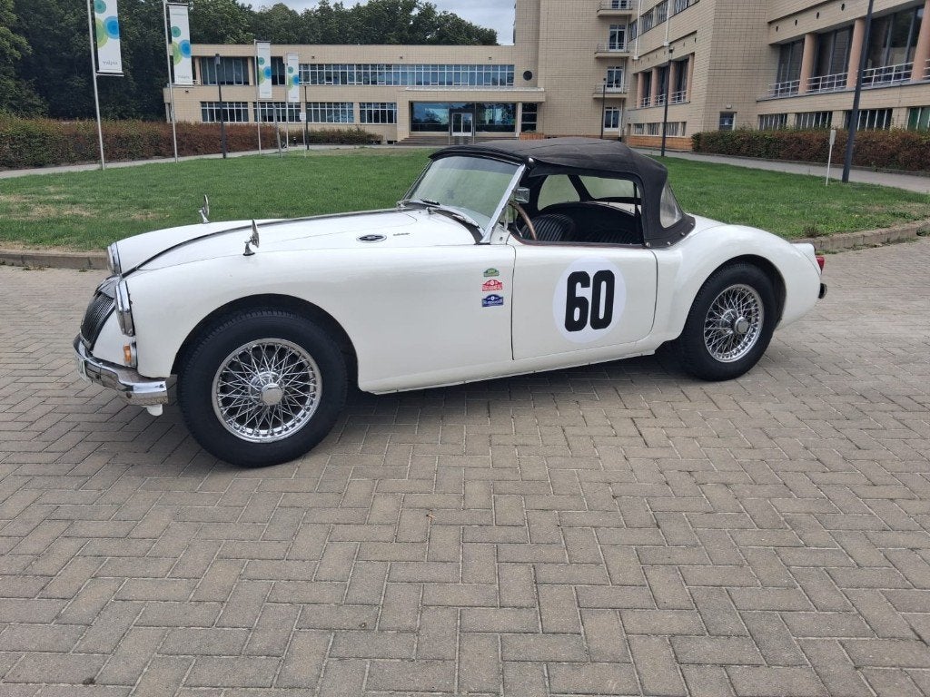 1960 MGA Roadster MK1 - MG A Cabrio, Auto's, Zwart, Cabriolet, 1600 cc, Wit