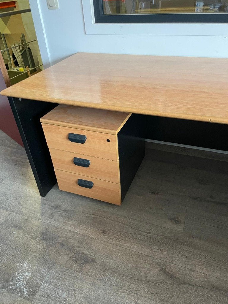 Bureau, Enlèvement, Utilisé, Bois