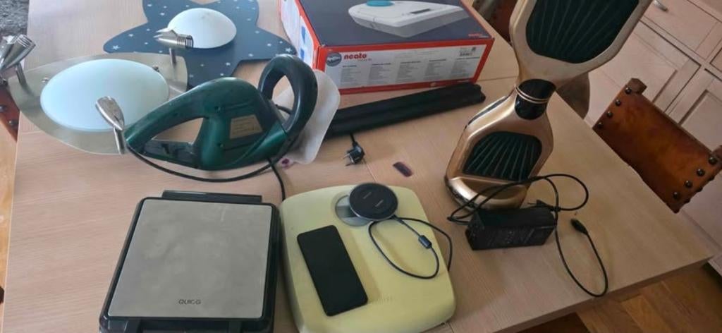 Veel electro:  Hoverboard, robot stofzuiger, enz, Ophalen, Gebruikt