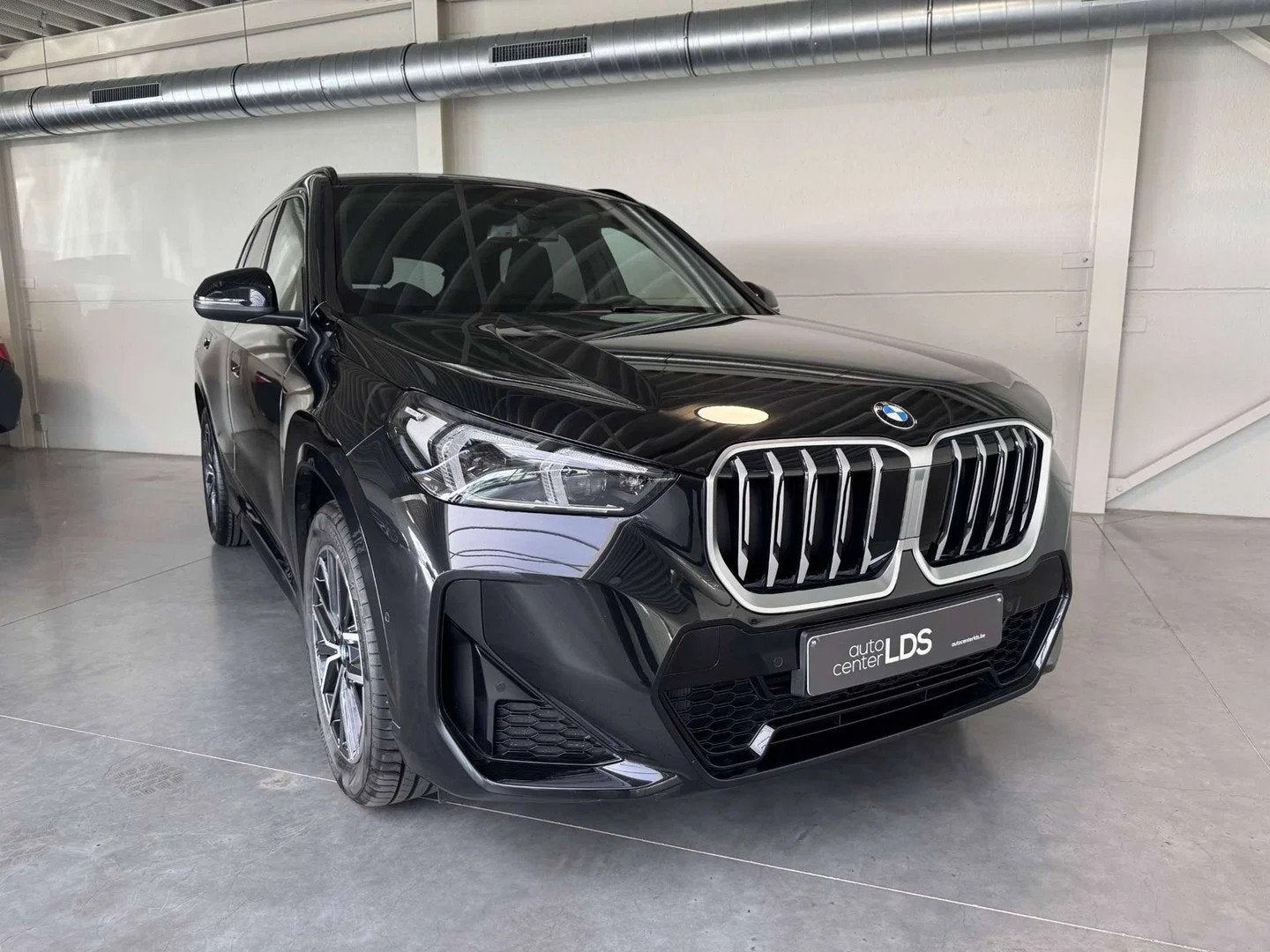 BMW X1 X1 1.5iAS sDrive18 M-PAKKET - camera - stoelverwarmin, Auto's, Gebruikt, Zwart, 136 pk, Alcantara