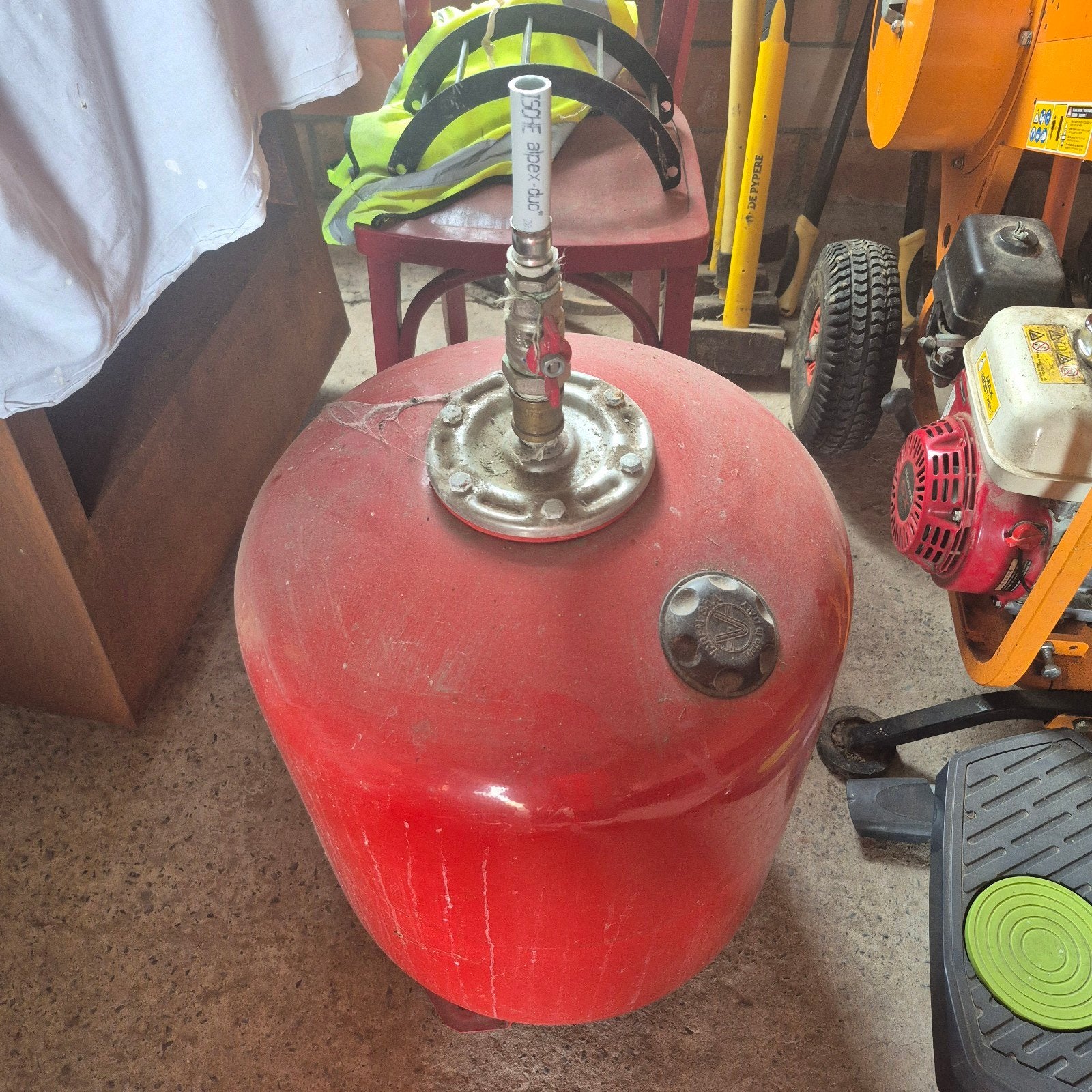 expansievat 80 liter, Doe-het-zelf en Bouw, Ophalen