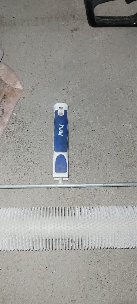 Knauf ontluchtingsroller, Enlèvement