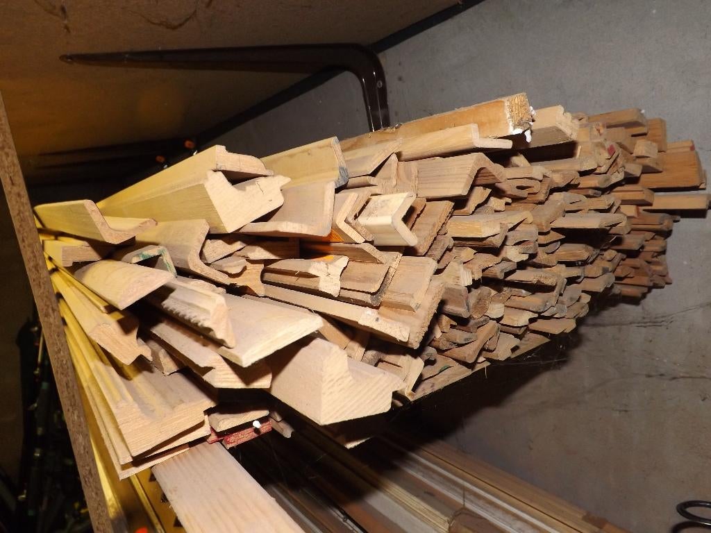 nieuwe sierlijsten en profillijsten en moluren, Doe-het-zelf en Bouw, Ophalen, Nieuw, Eiken, 250 cm of meer