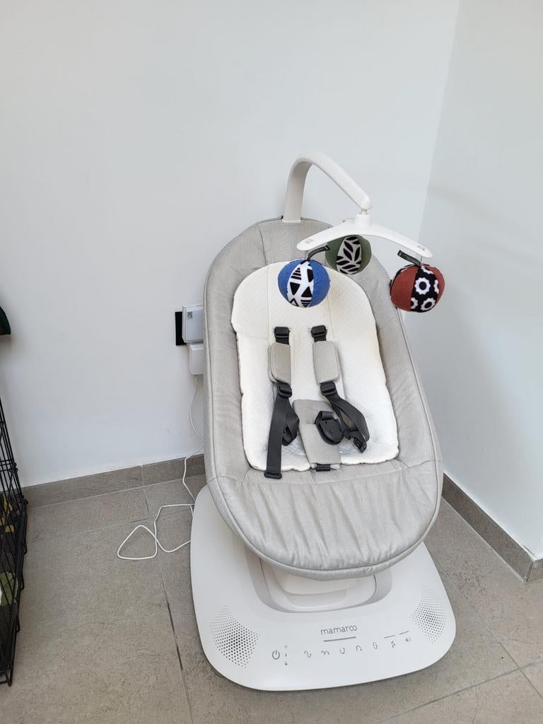 Mamaroo, Enlèvement