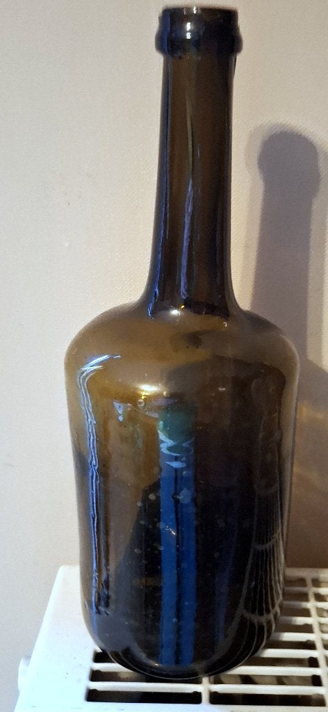 Bouteille à vin du XIXe siècle, Envoi
