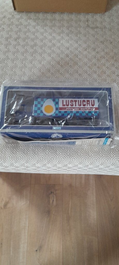 SAVIEM RECLAMETRUCK LUSTUCRU 1/43 EME ALTAYA, Ophalen of Verzenden, Nieuw