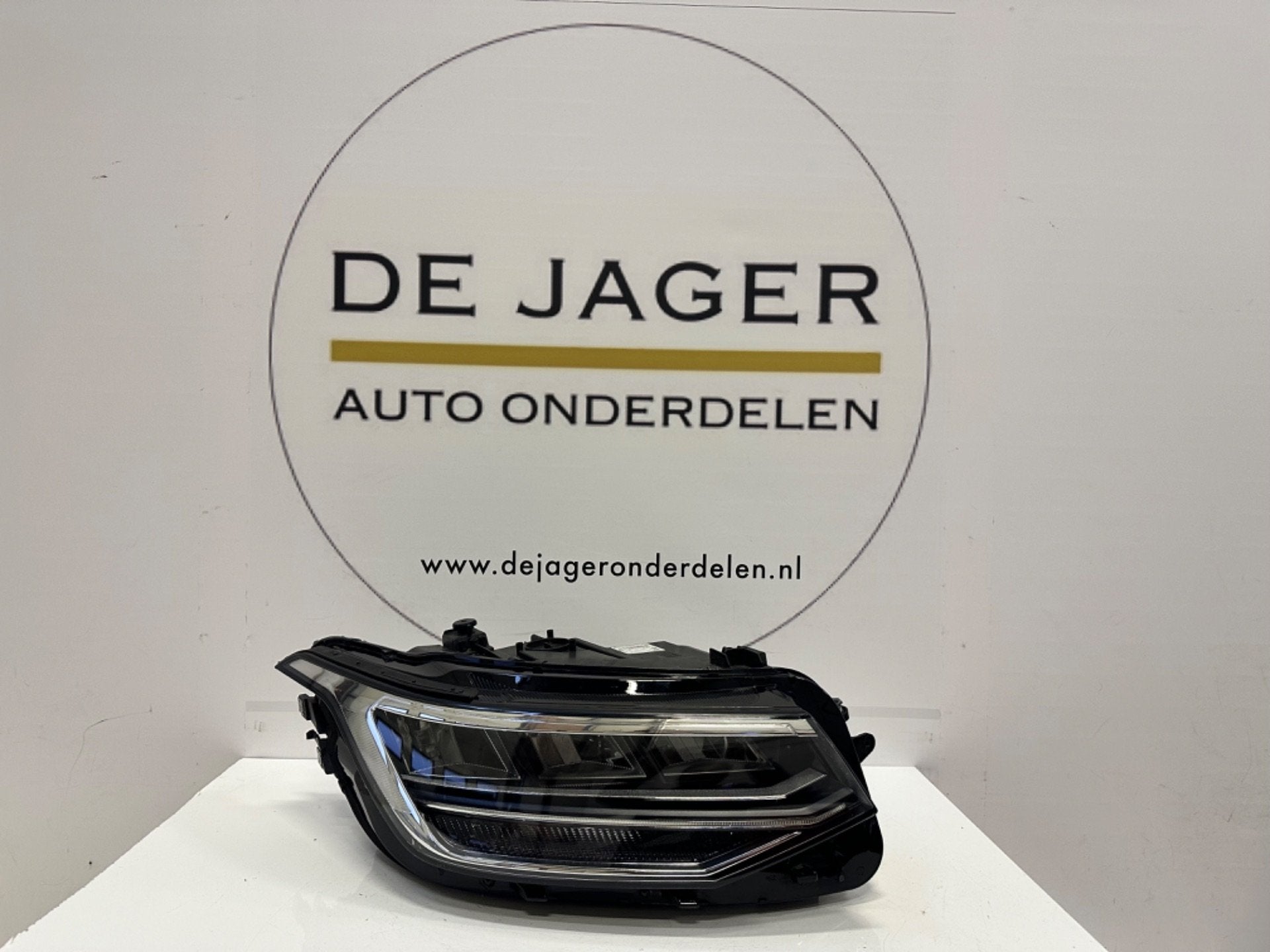 VW TIGUAN 5NB FACELIFT VOL LED KOPLAMP RECHTS 5NB941036C, Auto-onderdelen, Verlichting, Volkswagen, Gebruikt