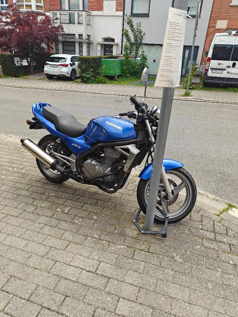 Kawasaki ER5 - ER-5, 2 cylindres, Particulier, 12 à 35 kW, 500 cm³