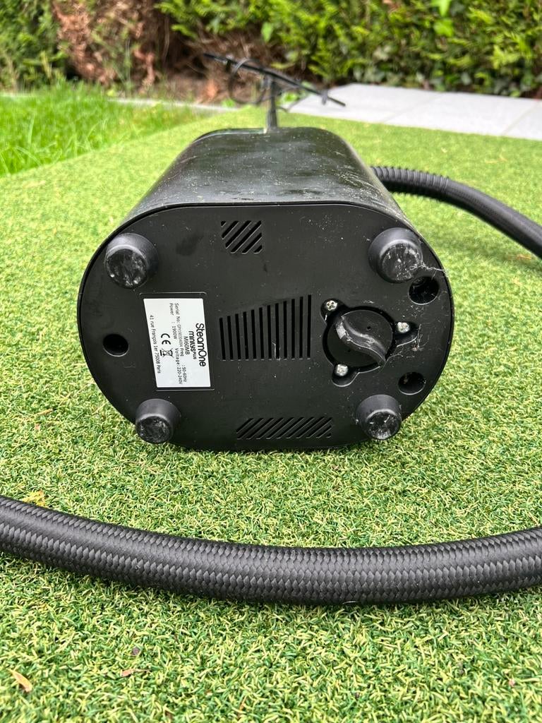 Verticale Stomer BeatOne Minilys plus M160 MB, Elektronische apparatuur, Ophalen, Gebruikt, Kledingstomer
