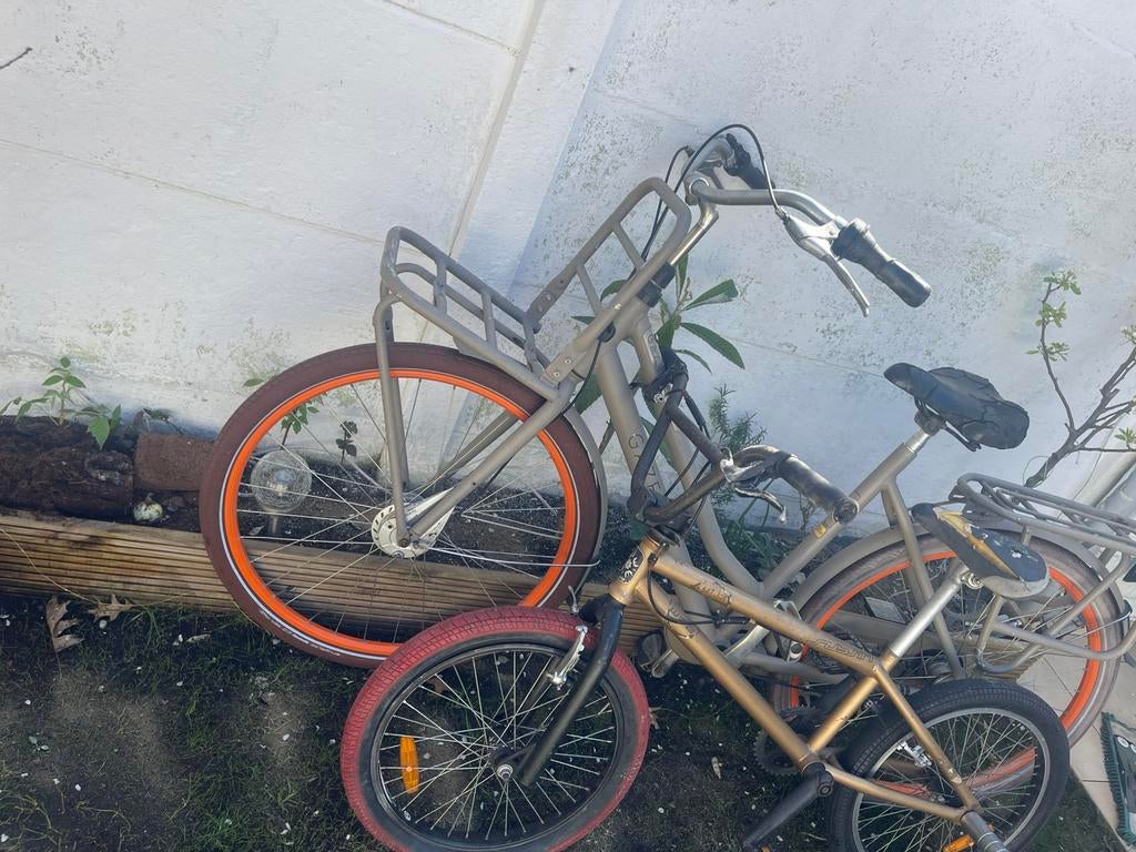 Gazelle en bmx voor herstelling, Ophalen