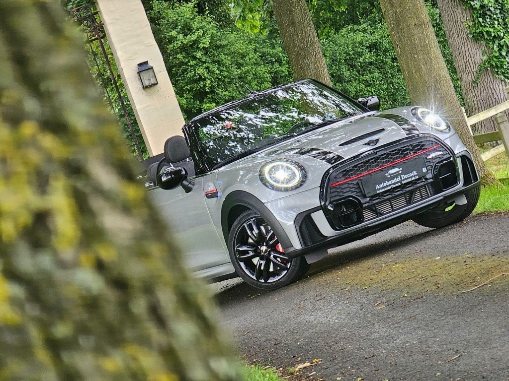 Mini cabrio john cooper works 2.0 benzine | HEAD UP | CAMERA, Auto's, Mini, Automaat, 1998 cc, Cabriolet, 170 kW