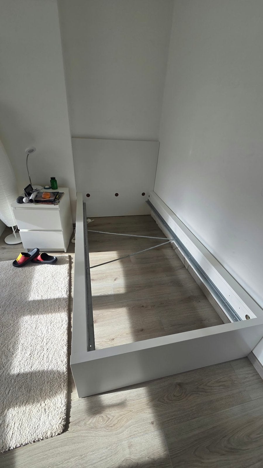 Eenpersoonsbed Ikea, zonder lattenbodem, Huis en Inrichting, Ophalen, Zo goed als nieuw, Wit