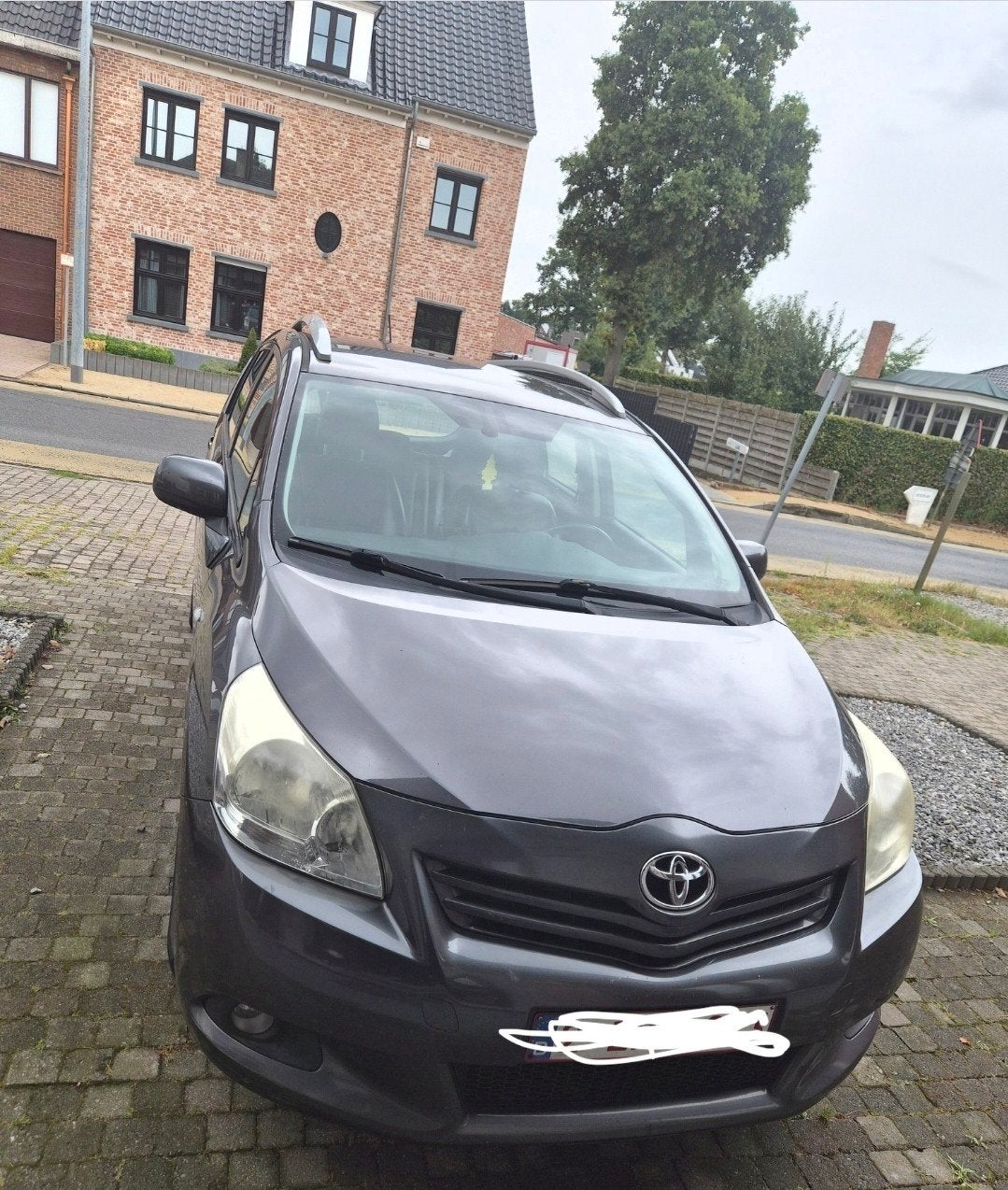 Toyota corolla verso 7 plaatsen te koop, Auto's, Euro 5, Parkeersensor, Corolla, Leder