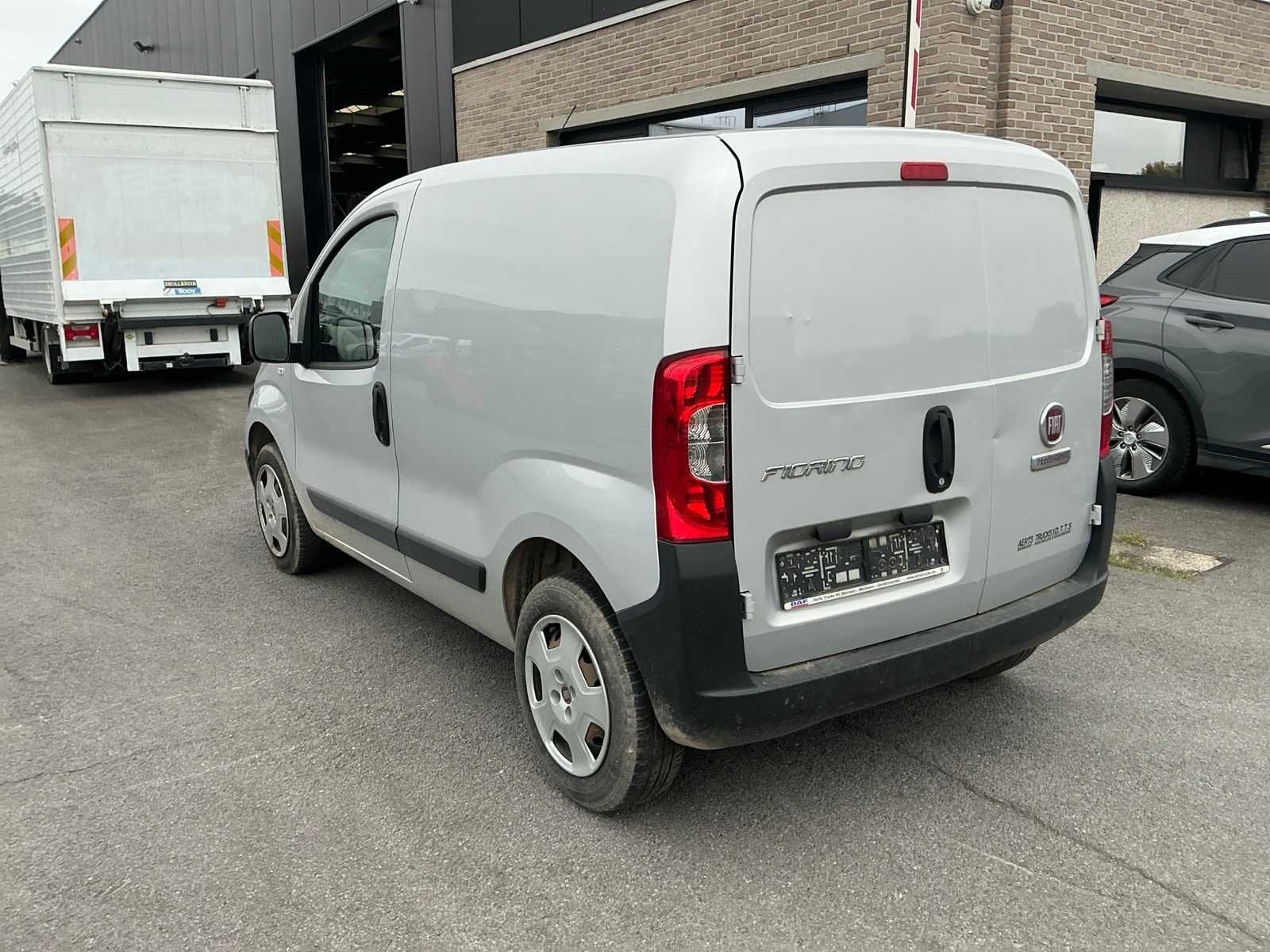 Fiat Fiorino Lichte vrachtwagen, Gebruikt, Euro 6, Bedrijf, Handgeschakeld