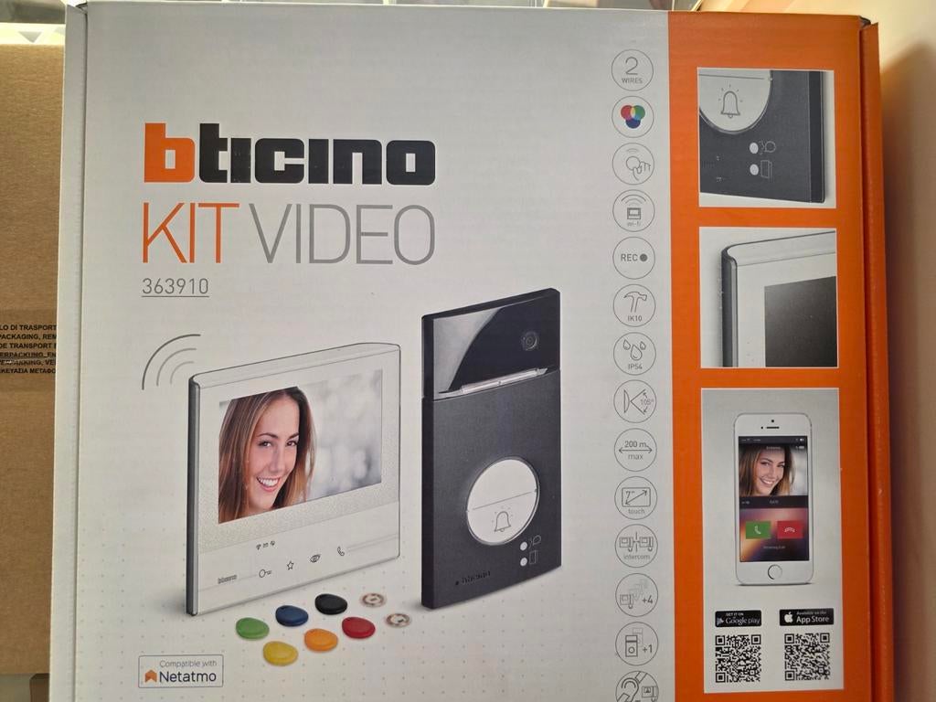 Vidéophone Bticino 363910 (avec connexion smartphone), Enlèvement, Compatible avec les smartphones, Neuf, Filaire