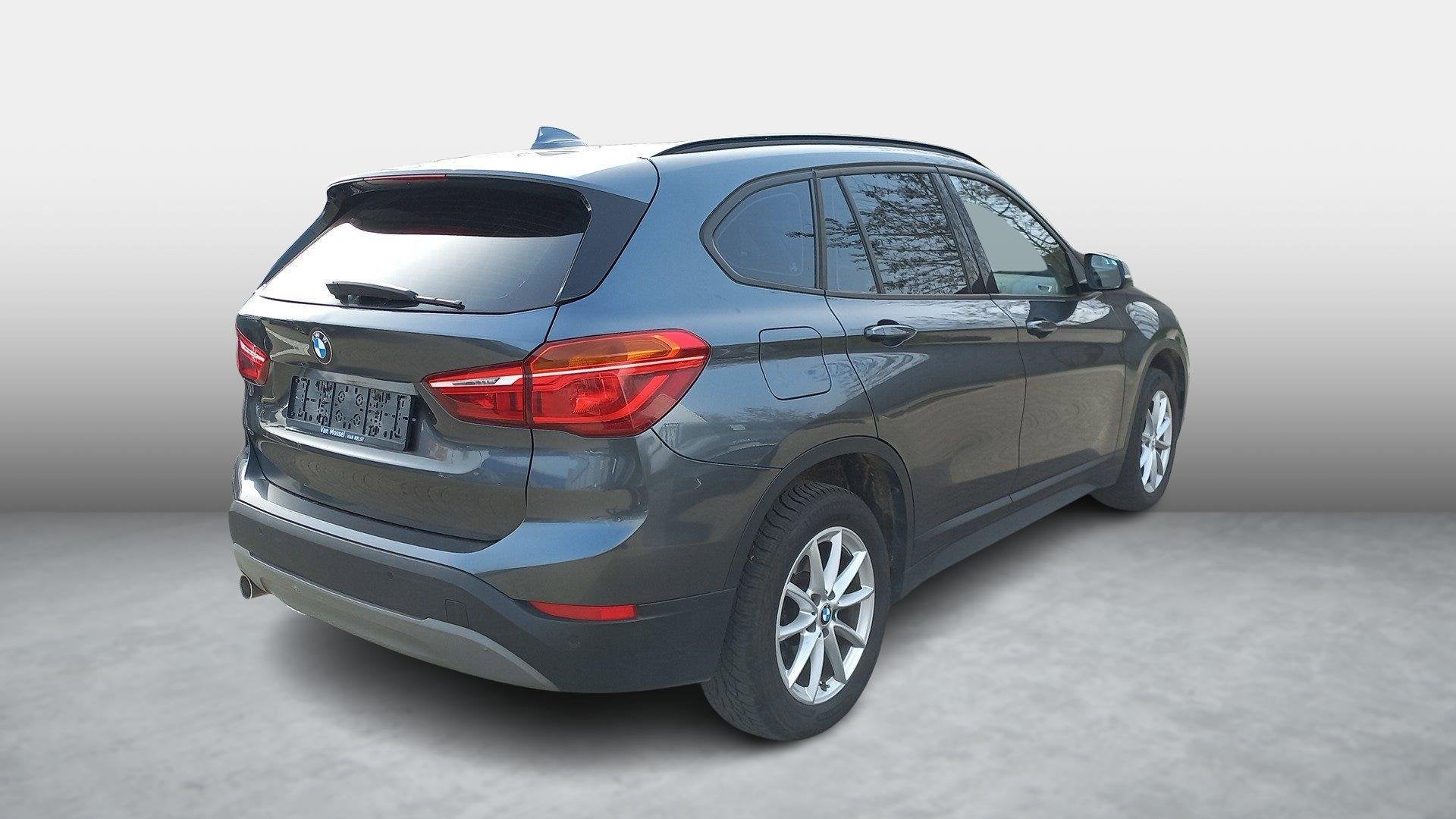 BMW X1 sDrive16dA (85 kW), Auto's, BMW, Stof, Gebruikt, 116 pk, Bedrijf