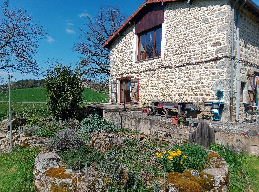 Belle maison avec gîte, 200 m², Maison d'habitation, Campagne, Auvergne