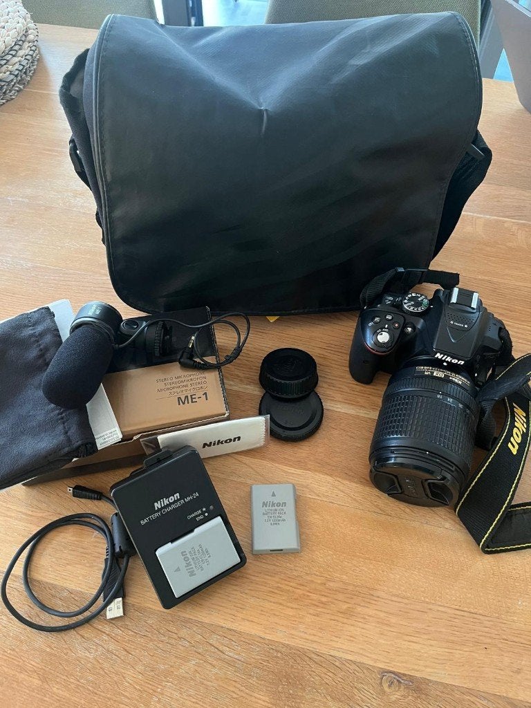 NIKON D5300 Spiegelreflexcamera - 18-140mm VR, Ophalen, Zo goed als nieuw, Spiegelreflex, Nikon