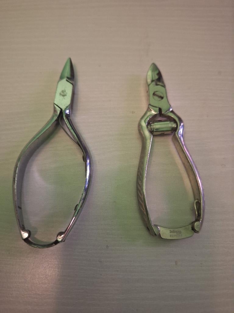 Twee professionele nageltangen, Ophalen, Gebruikt