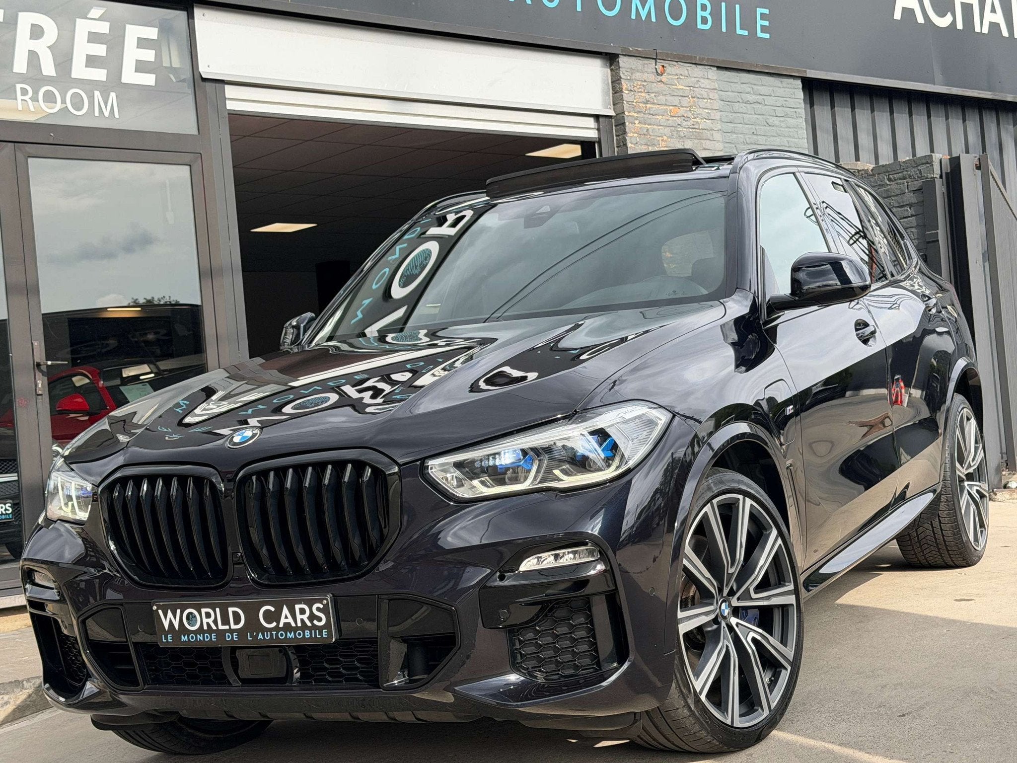 BMW X5 X5 PHEV 3.0AS xDrive45e- PACK M- TAVC- BTW-IN- TOIT P, Auto's, BMW, Automaat, Gebruikt, Blauw, Lichtsensor