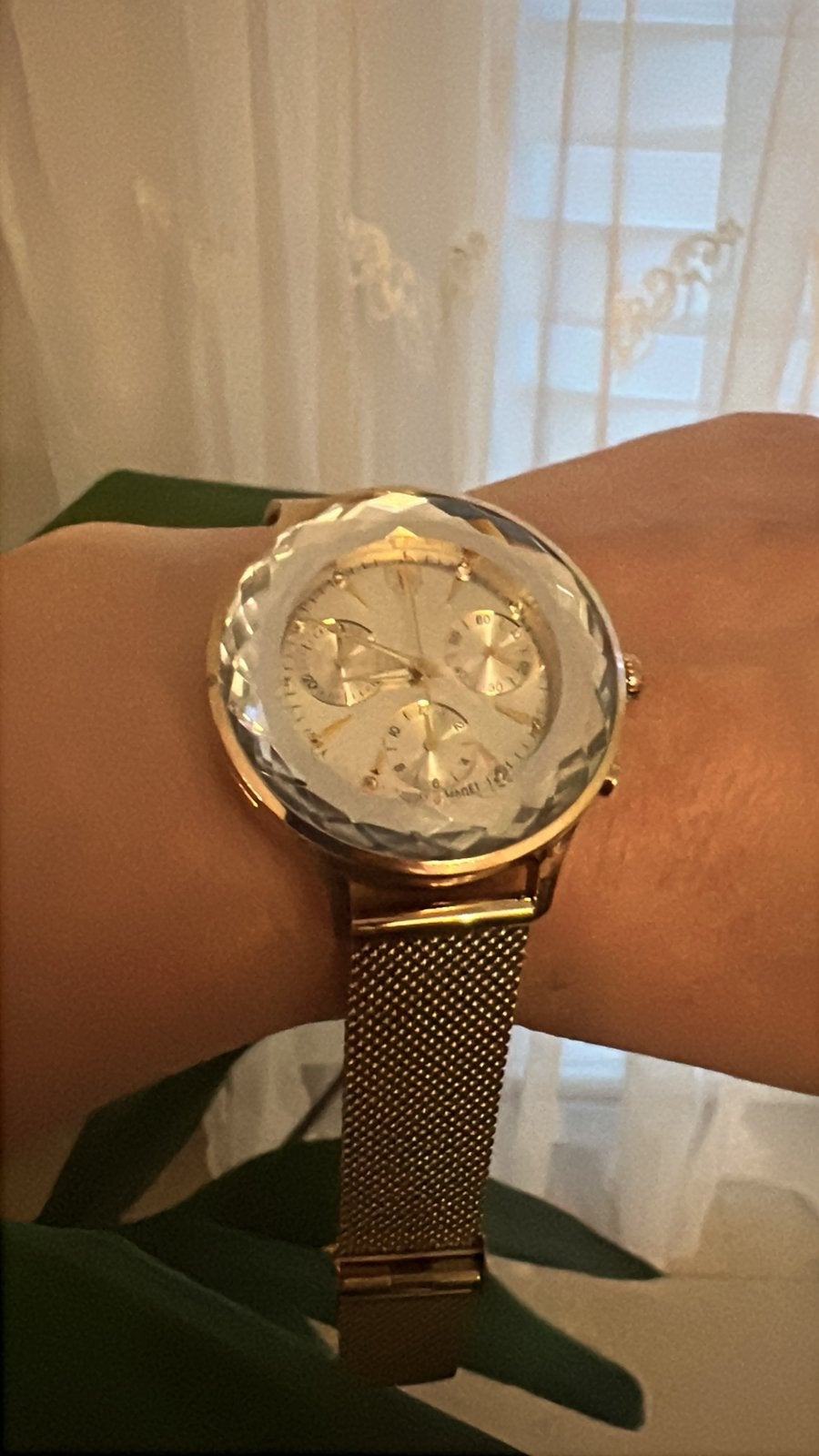 Swarovski dames horloge goud kleur, Ophalen, Zo goed als nieuw