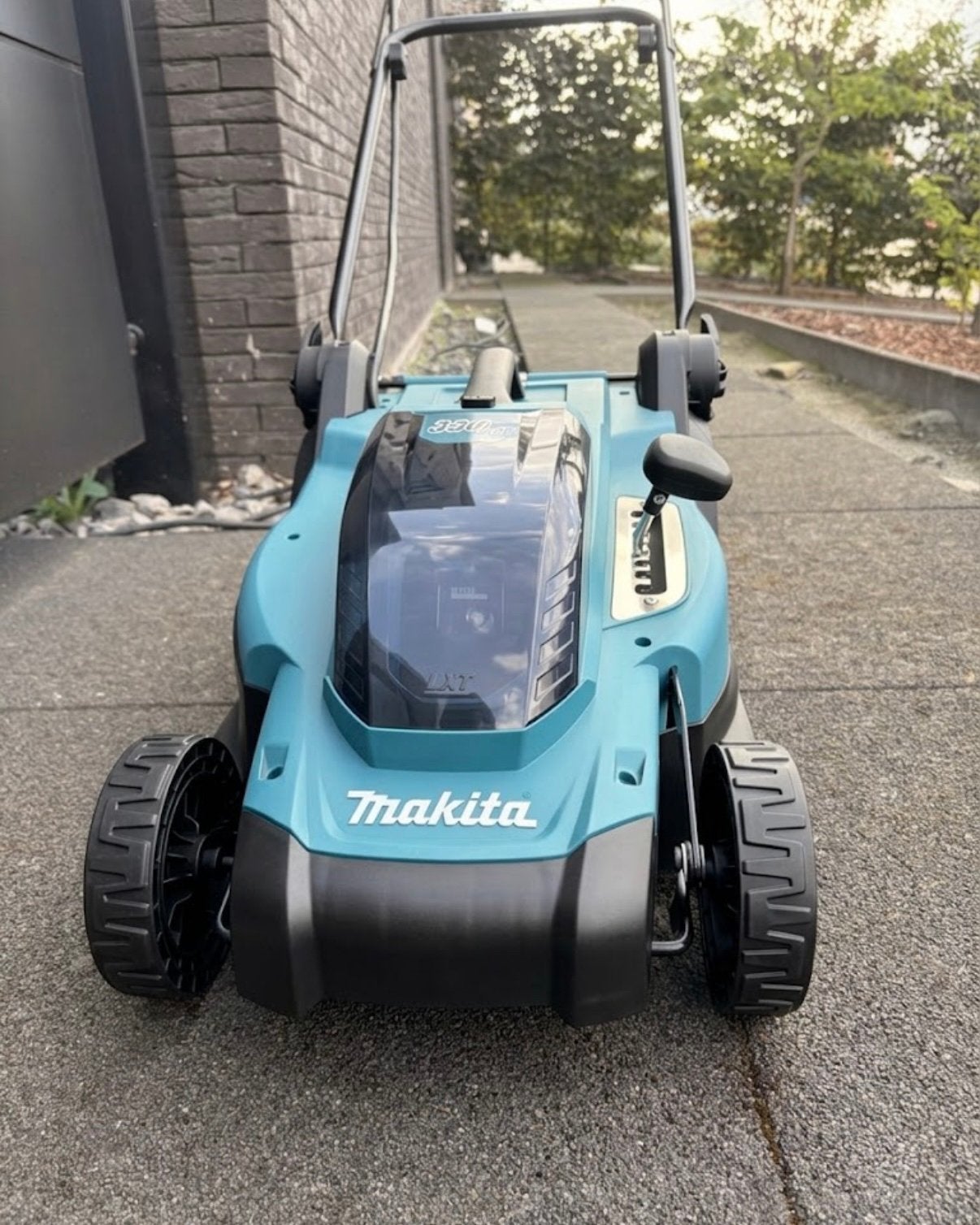 Grasmaaier Makita, Enlèvement, Comme neuf, Bac de ramassage