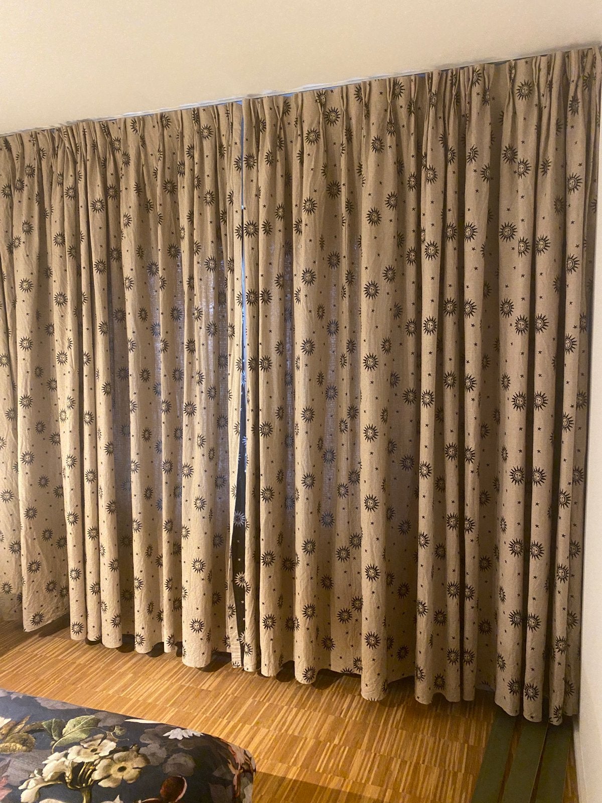 Gordijnen, Huis en Inrichting, Stoffering | Gordijnen en Lamellen, Ophalen, Gebruikt, Zwart