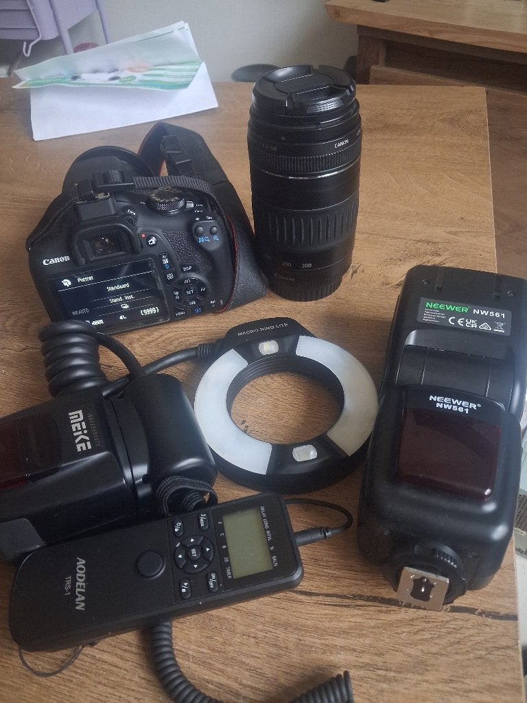 Canon 2000d compleet, TV, Hi-fi & Vidéo, Câble USB, Stabilisation d'image, Canon, 200 mégapixels