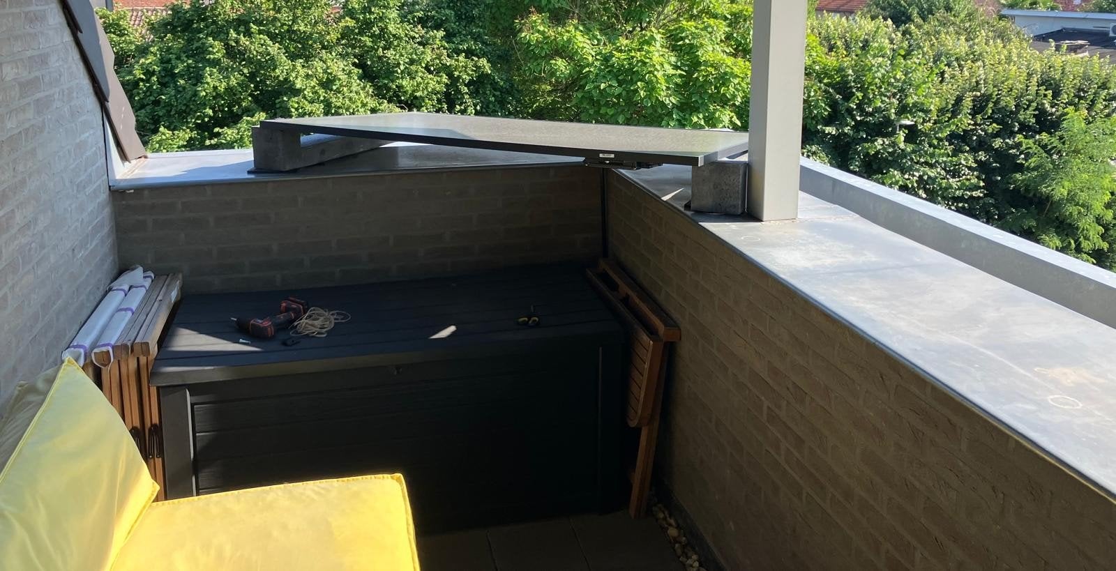 Zonnepaneel set balkon 375wp - compleet met micro omvormer, Doe-het-zelf en Bouw, Zonnepanelen en Toebehoren, Ophalen, Zo goed als nieuw