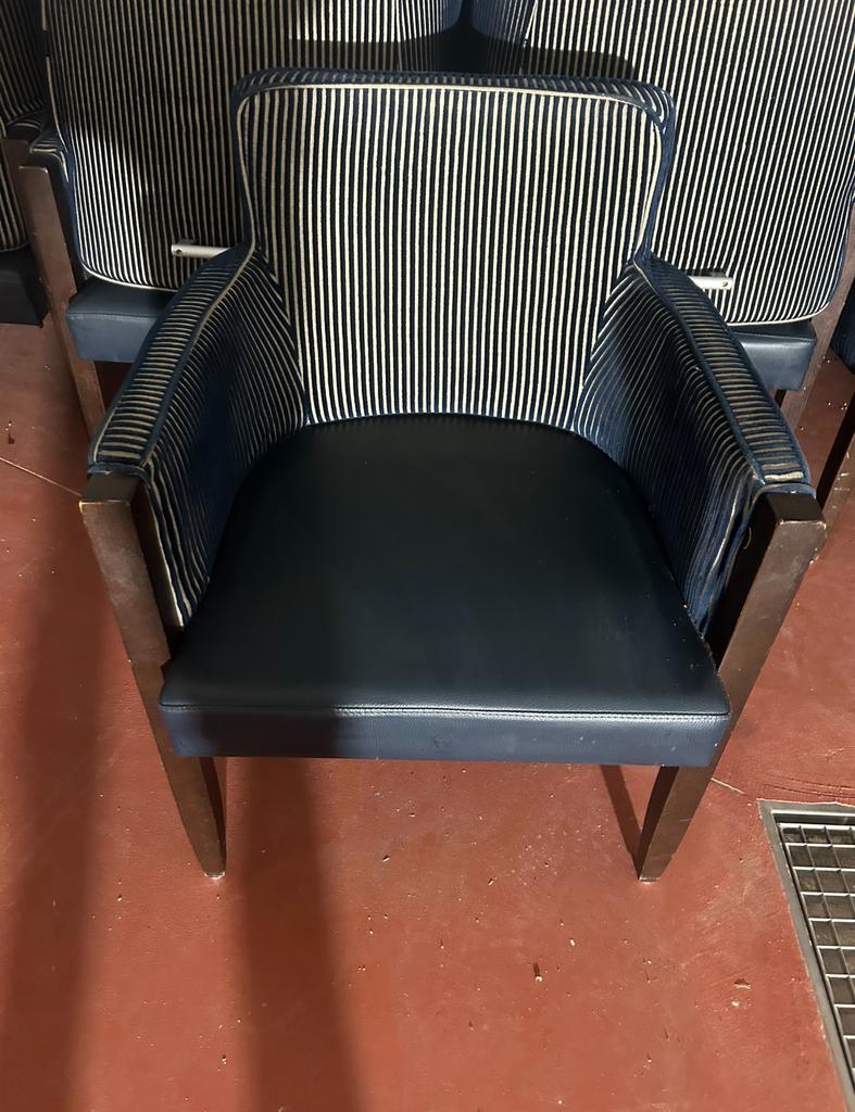 Partij restaurant stoelen 56 stuks, Huis en Inrichting, Stoelen, Ophalen, Zo goed als nieuw