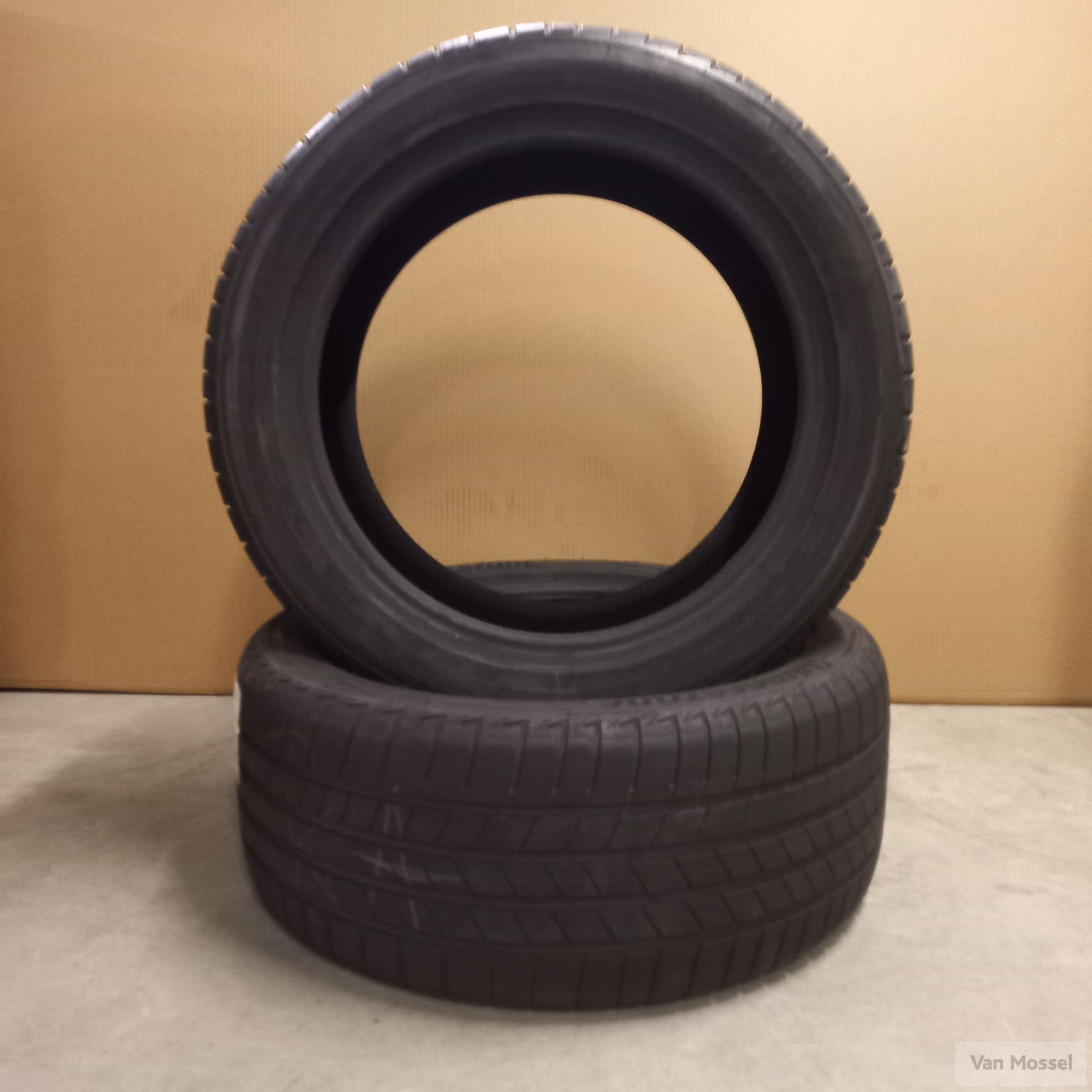 Bridgestone Turanza T005 255/45/R18 103H, 255 mm, Véhicule de tourisme, Pneus été, -