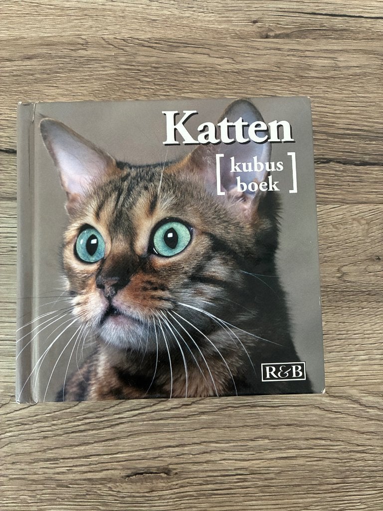 KATTEN kubus boek, Enlèvement ou Envoi, Comme neuf