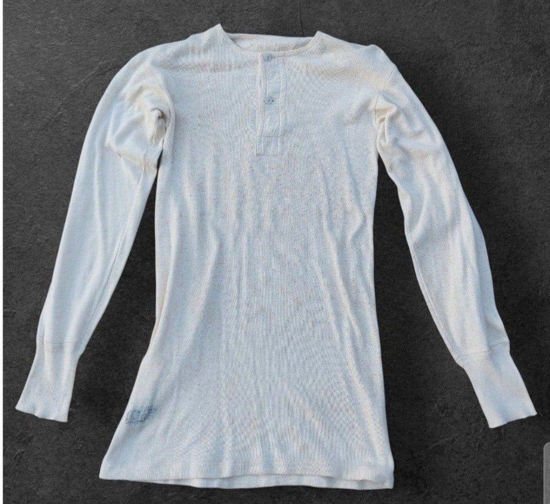 Duitse DDR Volksarmee/henley shirt, Verzamelen, Ophalen of Verzenden