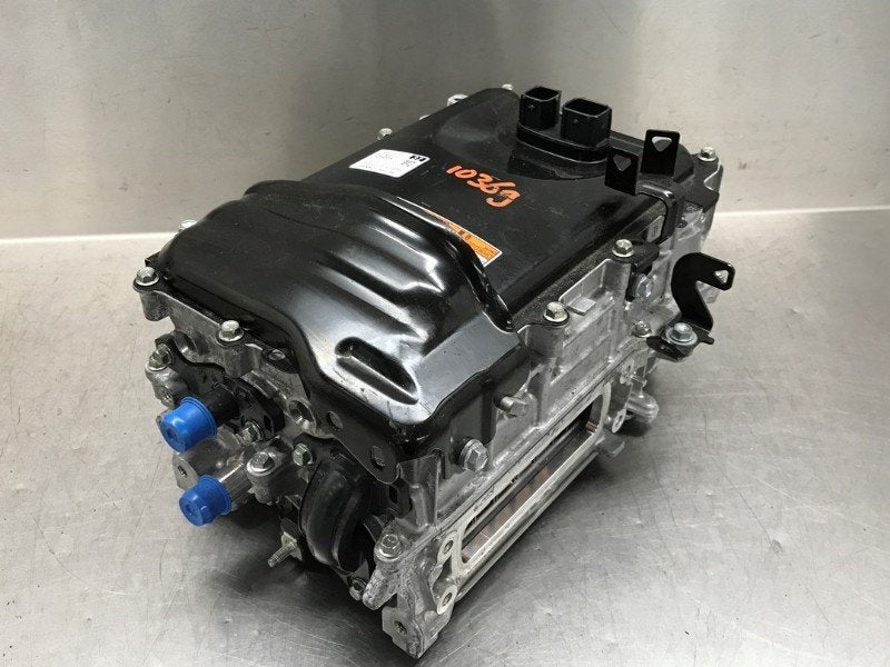INVERTER ABS Yaris IV (P21 / PA1 / PH1) (|G920052320|), Gebruikt, Toyota