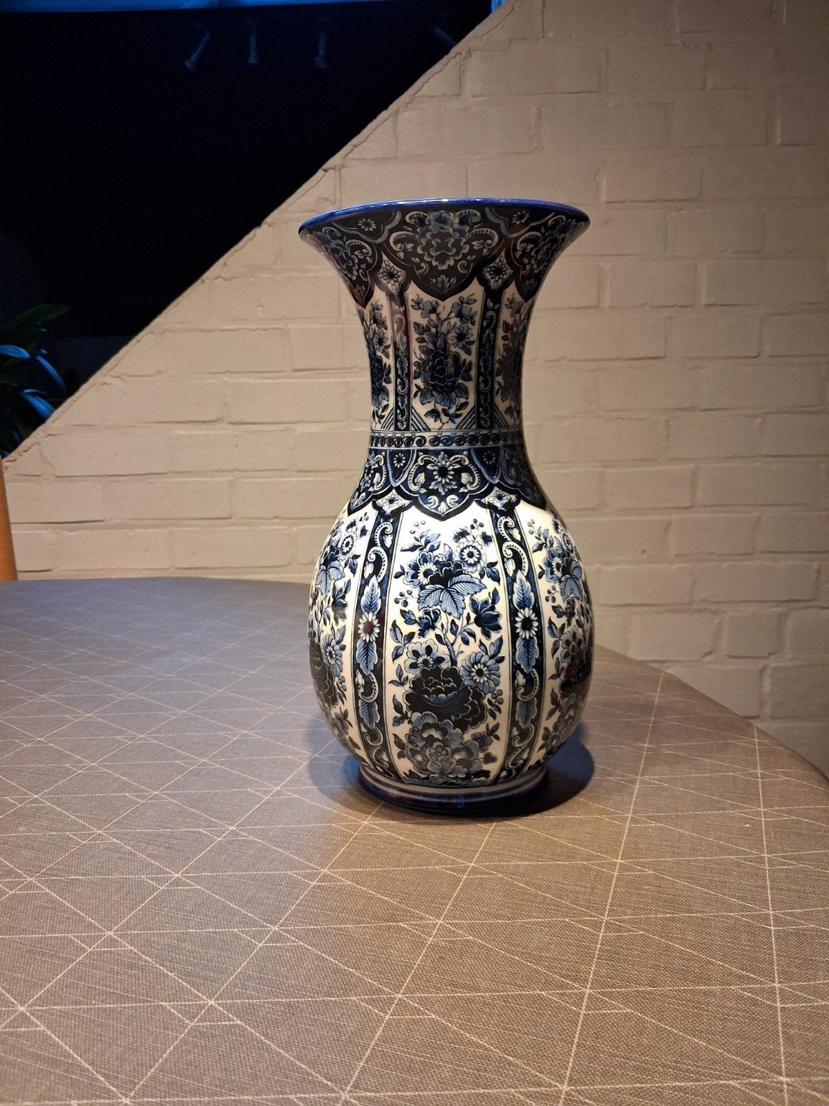 Italiaanse vaas blauw met bloemenprint, Antiek en Kunst, Ophalen