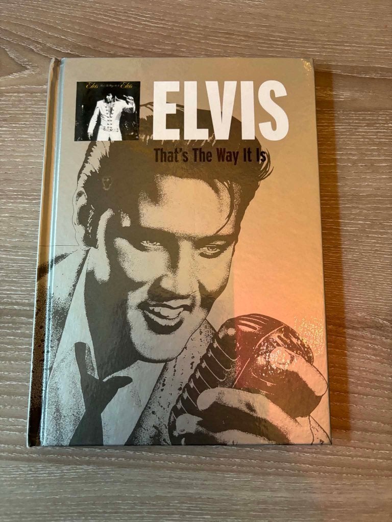 Elvis cd + boek, zeer mooie uitgaves van Sony Italie, 7 st., Overige typen, Ophalen of Verzenden, Zo goed als nieuw, Import