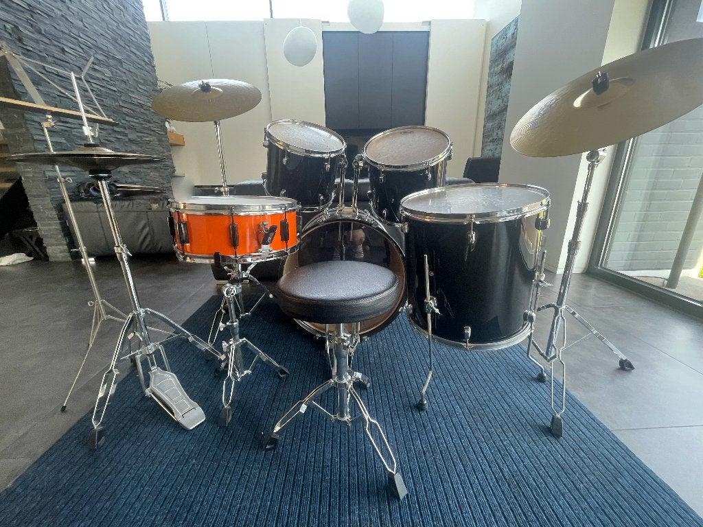 Pearl Drumstel met paiste bekkens, Musique & Instruments, Enlèvement, Utilisé, Pearl