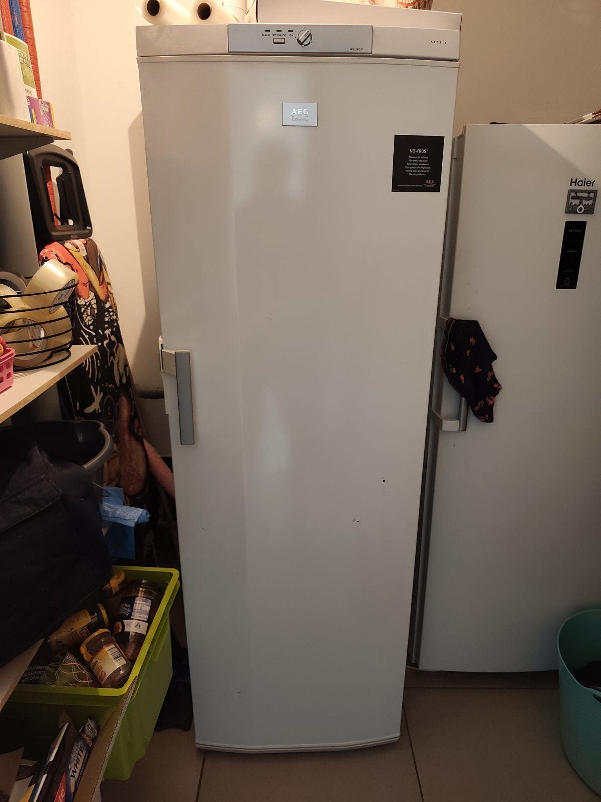 AEG No-Frost diepvries 270l, 7 laden, Elektronische apparatuur, Ophalen, Zo goed als nieuw, Vrijstaand, Energieklasse A of zuiniger