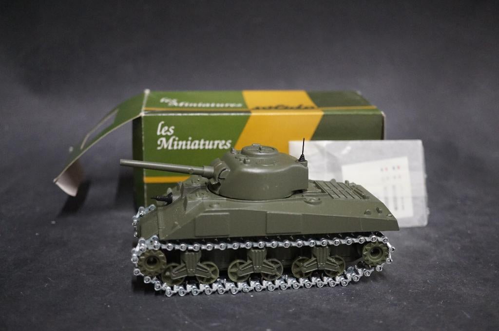 Solido Sherman tank - 1/50 - TOP, Ophalen of Verzenden, Zo goed als nieuw