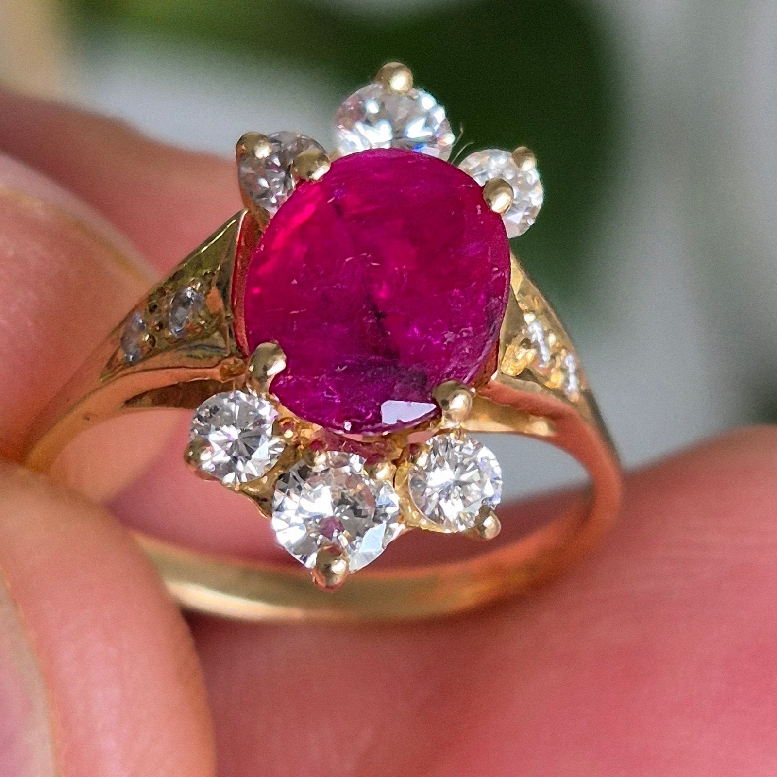 Rubijn & Diamant Ring 18 karaat, Ophalen, Geel, Zo goed als nieuw, Met edelsteen
