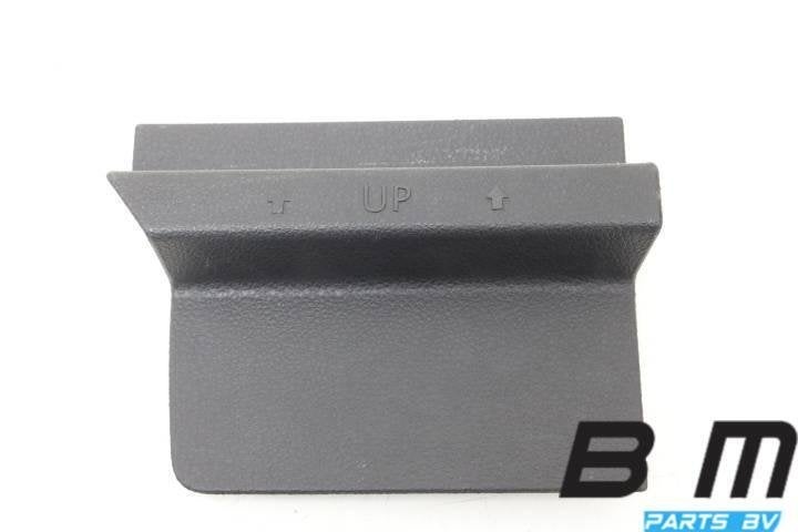 Schot bagageruimtebekleding rechts VW Golf 7 GTI 5G6867462A, Gebruikt