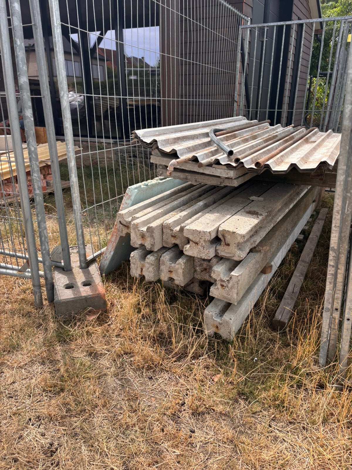 Betonnen schuttingplaten met versterkte rug – gratis, Tuin en Terras, Ophalen, Zo goed als nieuw