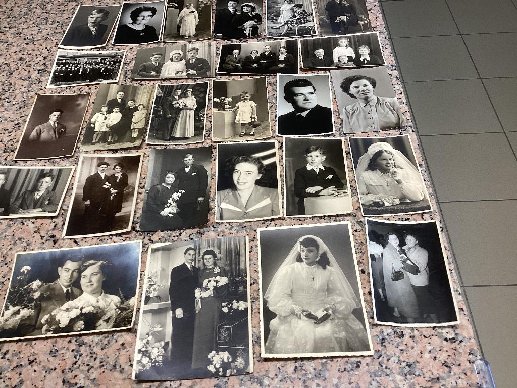 Lot de 26 photos anciennes (diverses), Enlèvement ou Envoi, Photo, Costume traditionnel, Utilisé